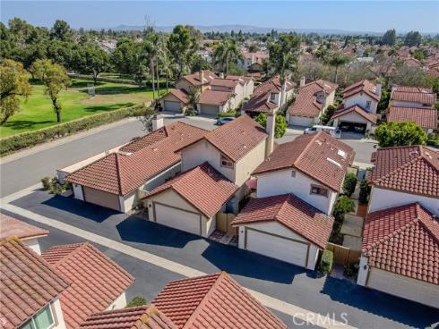 55 Fabriano , Irvine, CA