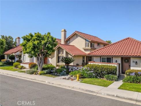 55 Fabriano , Irvine, CA