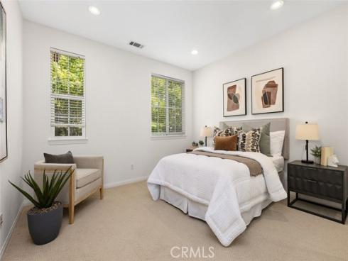 152 Treehouse , Irvine, CA