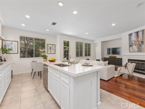 152 Treehouse , Irvine, CA