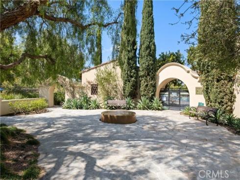 152 Treehouse , Irvine, CA