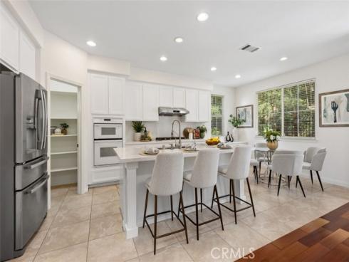 152 Treehouse , Irvine, CA