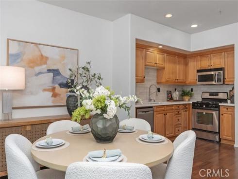 25 Vermillion , Irvine, CA