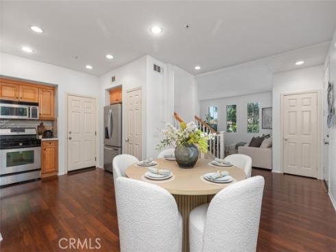 25 Vermillion , Irvine, CA