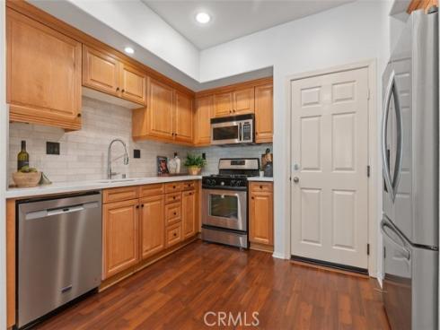 25 Vermillion , Irvine, CA