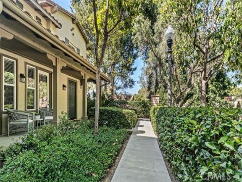 25 Vermillion , Irvine, CA