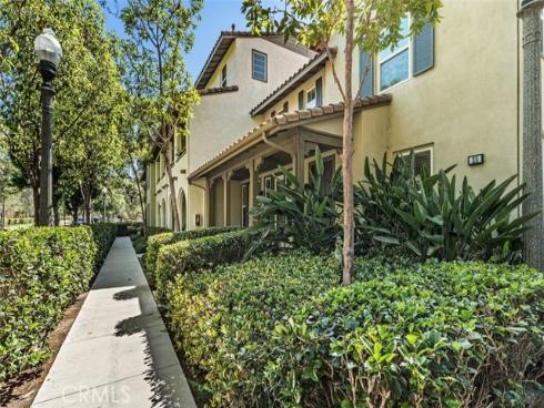 25 Vermillion , Irvine, CA