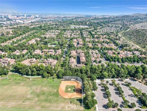 25 Vermillion , Irvine, CA