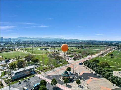 25 Vermillion , Irvine, CA