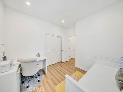 104  Beechmont  , Irvine, CA