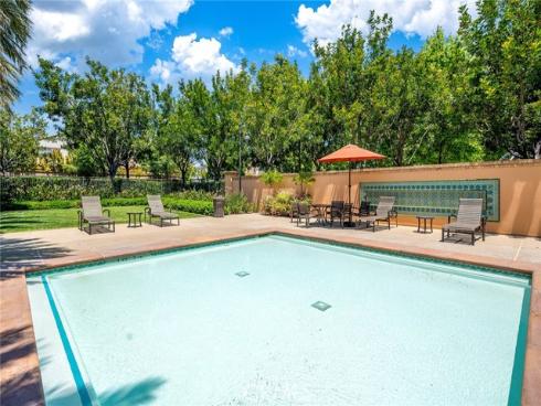 104  Beechmont  , Irvine, CA