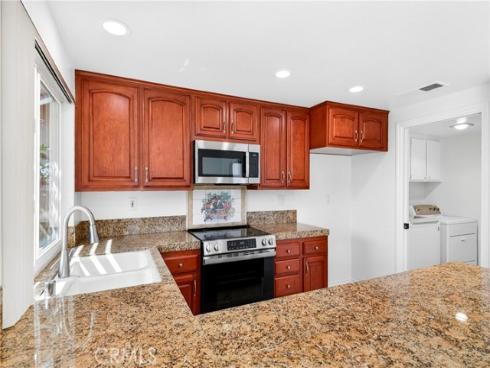 11 Milazzo , Irvine, CA
