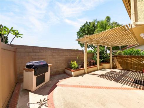 11 Milazzo , Irvine, CA