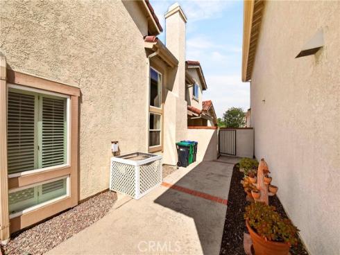 11 Milazzo , Irvine, CA