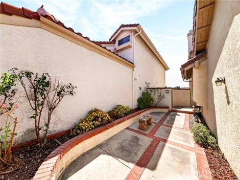 11 Milazzo , Irvine, CA