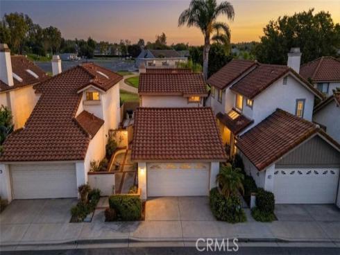 11 Milazzo , Irvine, CA