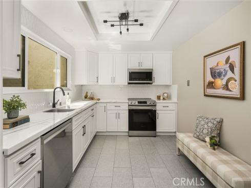 8 Claret 49 , Irvine, CA