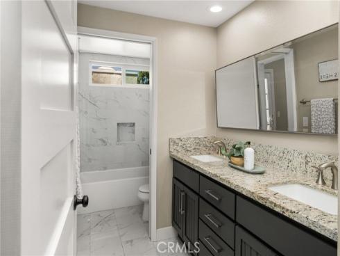 8 Claret 49 , Irvine, CA