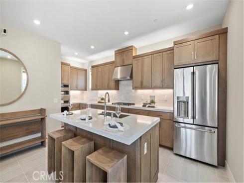 825 Sonia , Irvine, CA