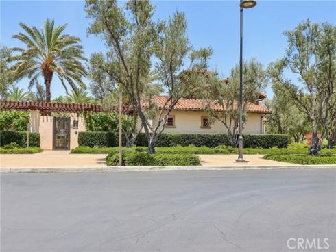12 Maverick , Irvine, CA