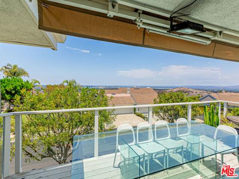 6 Sirius , Irvine, CA
