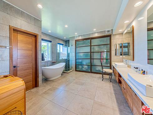 6 Sirius , Irvine, CA