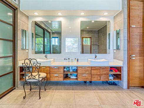 6 Sirius , Irvine, CA
