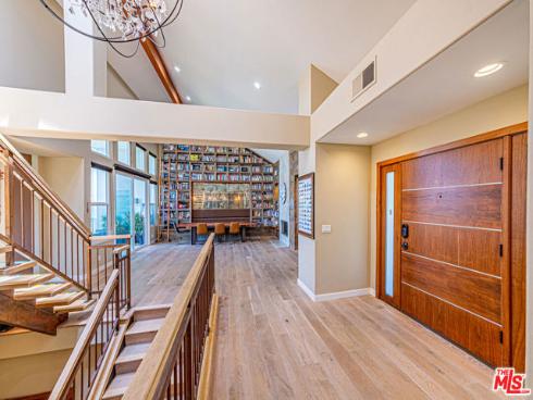 6 Sirius , Irvine, CA