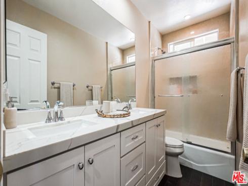 22 Hunter , Irvine, CA