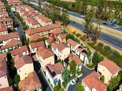 85 Kestrel , Irvine, CA