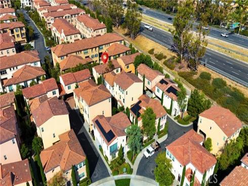 85 Kestrel , Irvine, CA