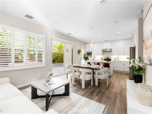 85 Kestrel , Irvine, CA