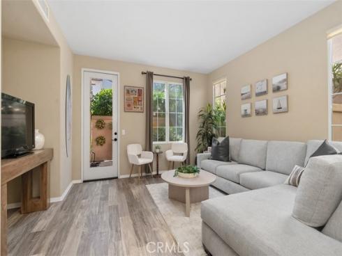 80 Great Lawn , Irvine, CA