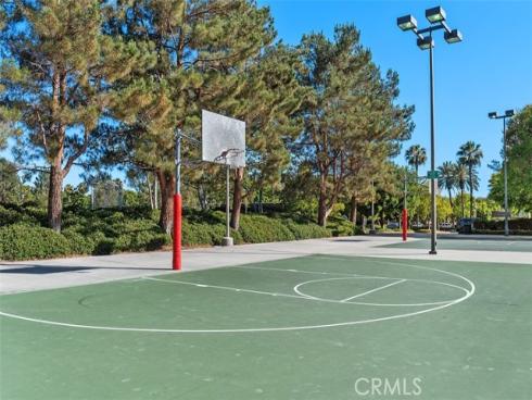 80 Great Lawn , Irvine, CA