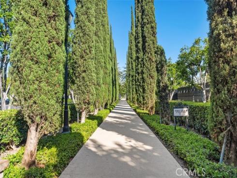 80 Great Lawn , Irvine, CA