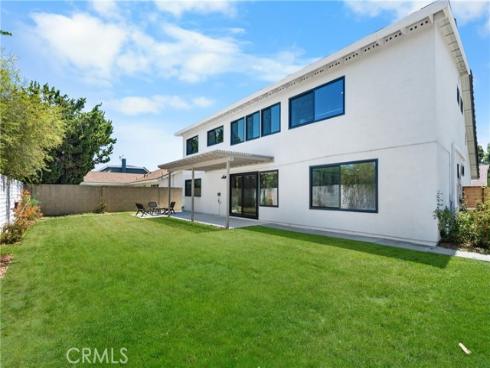 15335 Seine Circle, Irvine, CA