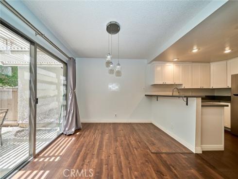 380 Deerfield , Irvine, CA