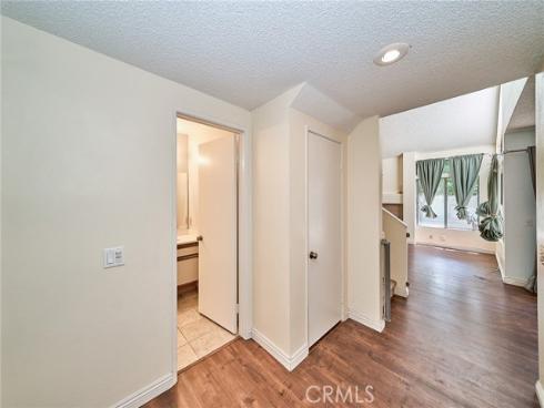 380 Deerfield , Irvine, CA