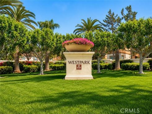 6 Del Azul , Irvine, CA