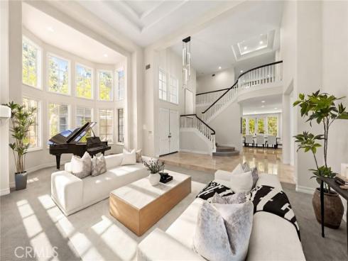 5 Chester , Irvine, CA