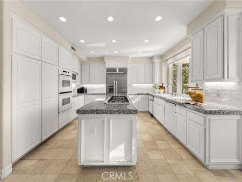 5 Chester , Irvine, CA