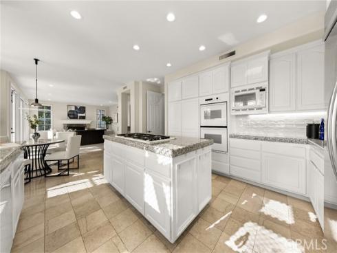 5 Chester , Irvine, CA