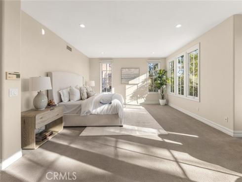 5 Chester , Irvine, CA