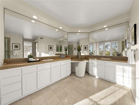 5 Chester , Irvine, CA
