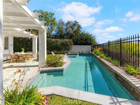 5 Chester , Irvine, CA