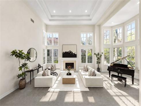 5 Chester , Irvine, CA