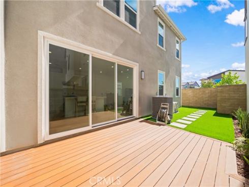 201 Yerba , Irvine, CA