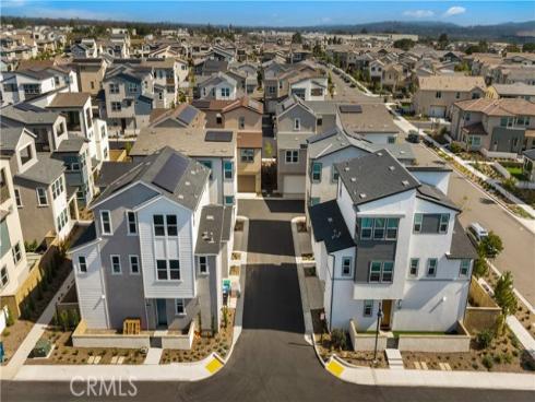 201 Yerba , Irvine, CA