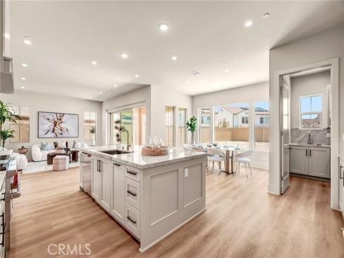 204 Alora , Irvine, CA