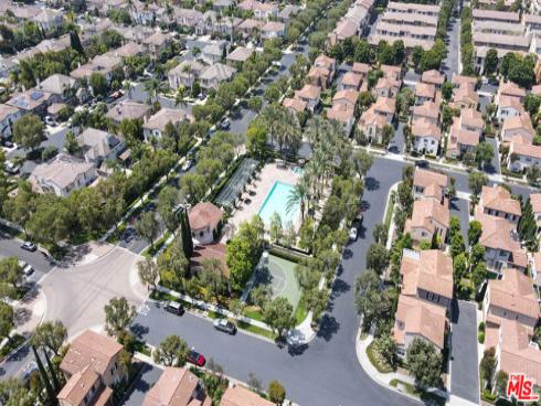 270 Lockford , Irvine, CA
